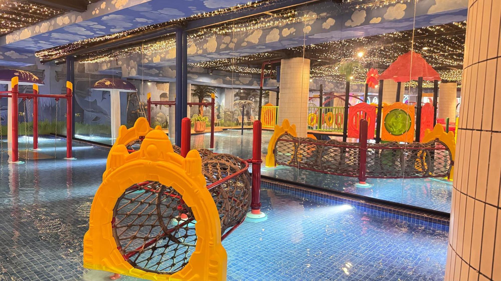 Yellow Bee Resort Cililitan Cakarta Dış mekan fotoğraf