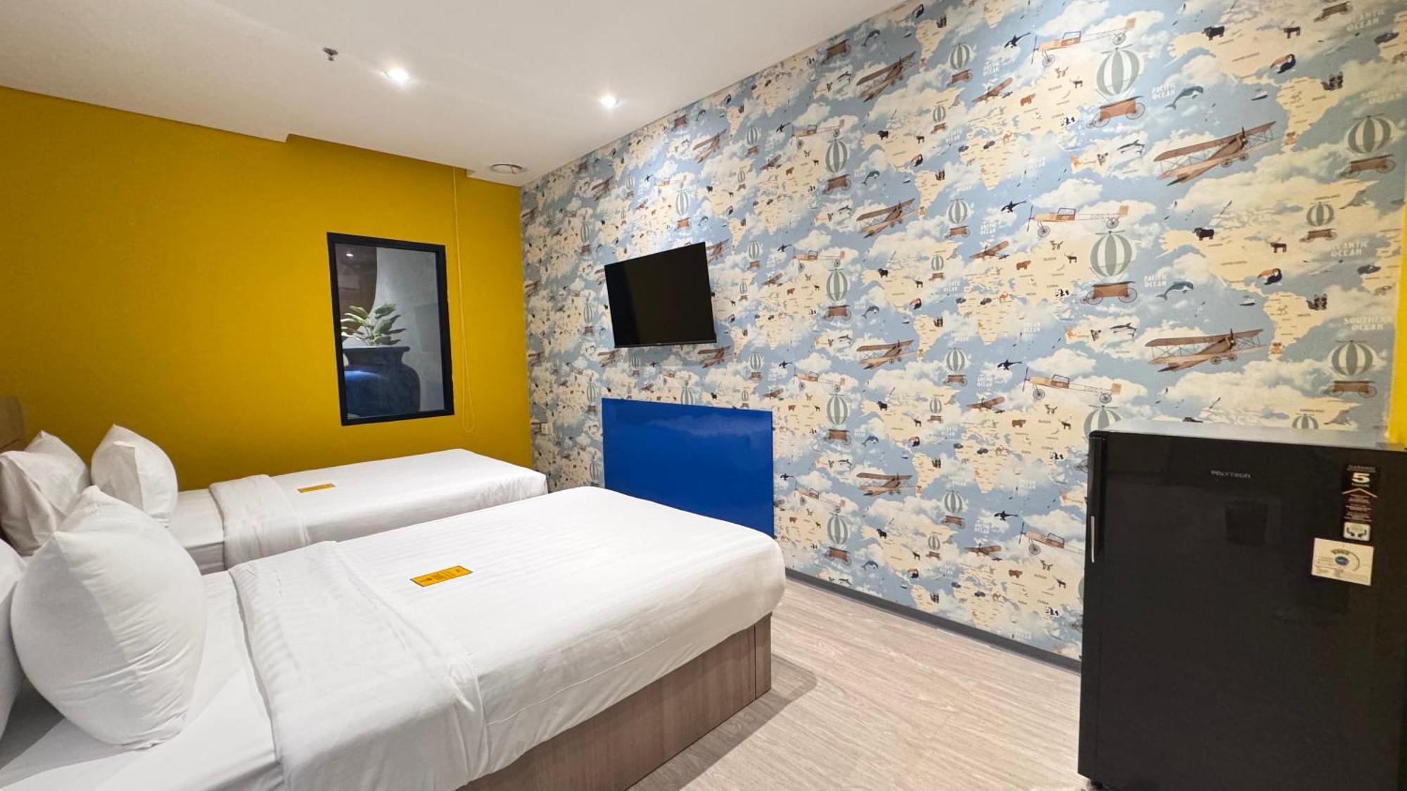 Yellow Bee Resort Cililitan Cakarta Dış mekan fotoğraf
