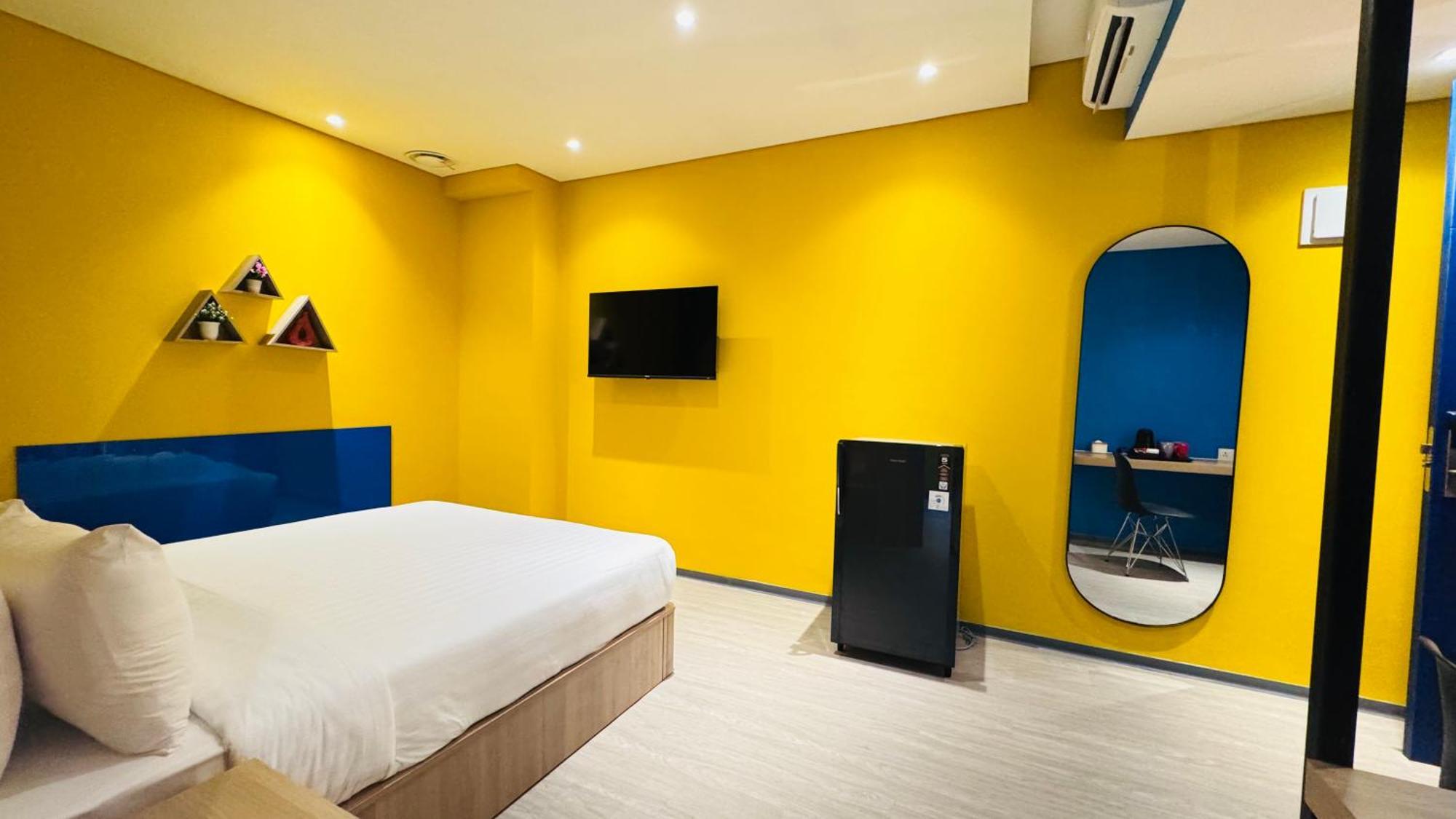 Yellow Bee Resort Cililitan Cakarta Dış mekan fotoğraf