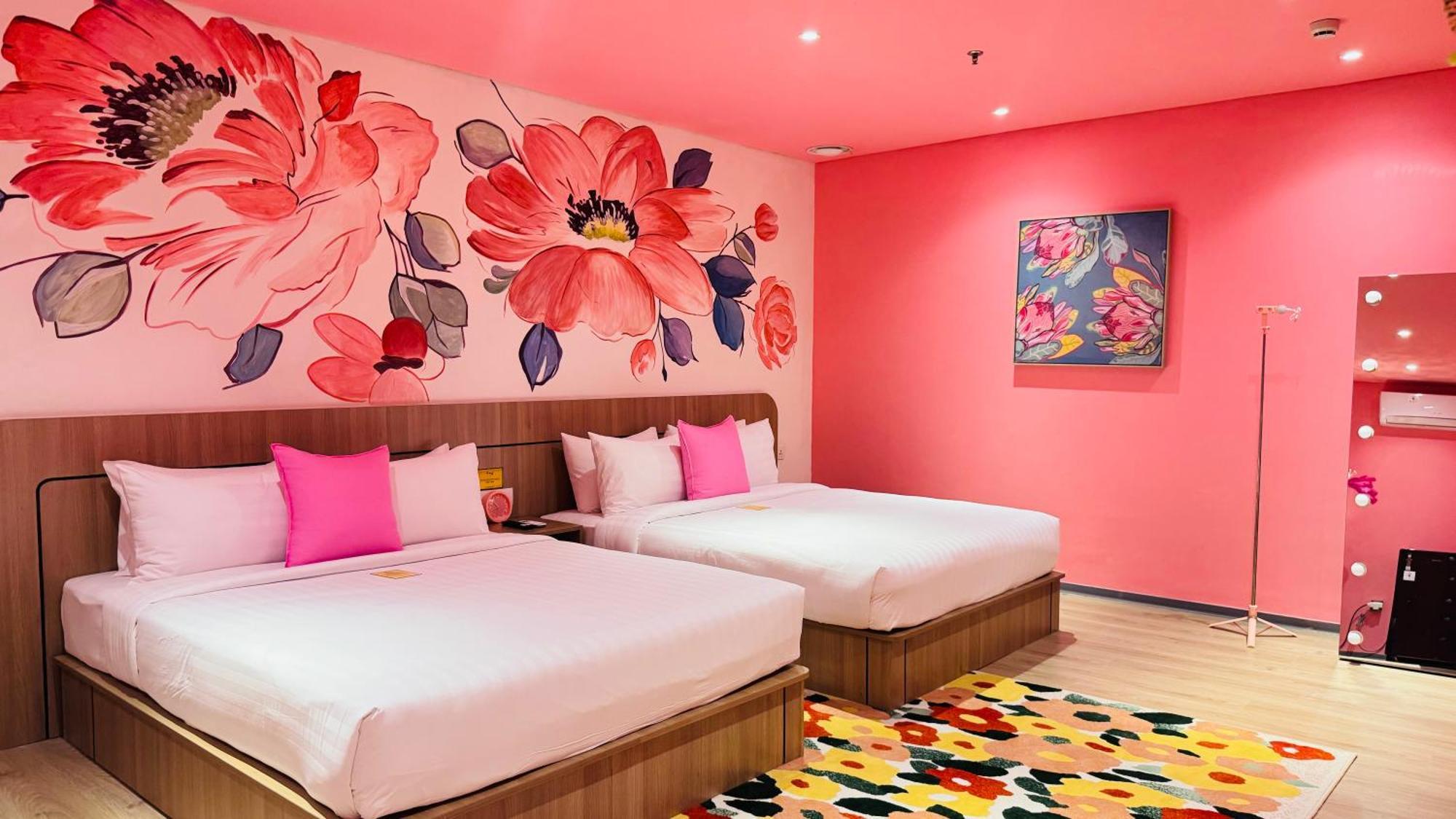 Yellow Bee Resort Cililitan Cakarta Dış mekan fotoğraf