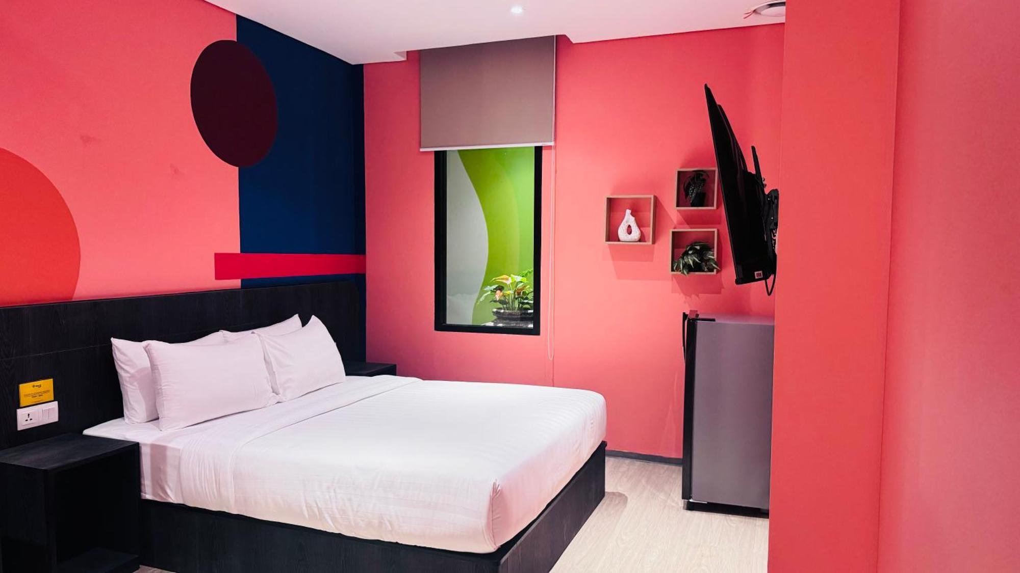 Yellow Bee Resort Cililitan Cakarta Dış mekan fotoğraf